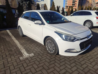 Hyundai i20 foto 6