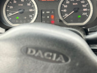 Dacia Logan foto 9