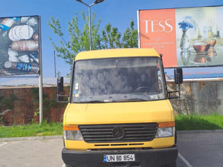 Mercedes Vario foto 1