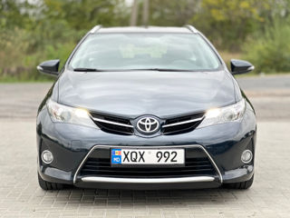 Toyota Auris foto 2