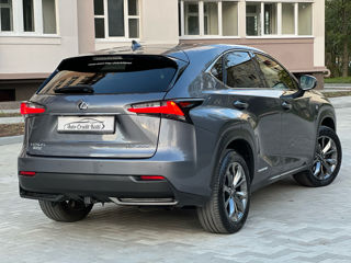 Lexus NX Series foto 2