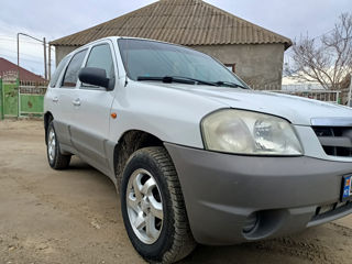 Mazda Tribute foto 2