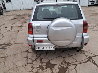 Toyota Rav 4 foto 8