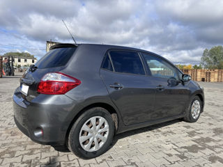 Toyota Auris foto 4