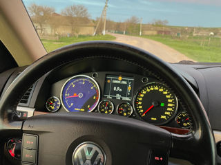 Volkswagen Touareg foto 4