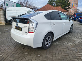 Toyota Prius foto 2