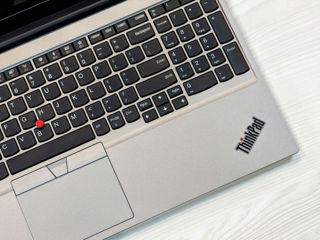 Lenovo ThinkPad E15 IPS (Core i7 10510u/16Gb DDR4/512Gb SSD/15.6" FHD IPS) foto 9