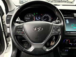 Hyundai i20 foto 12