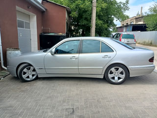 Mercedes E-Class