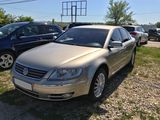 Volkswagen Phaeton foto 1