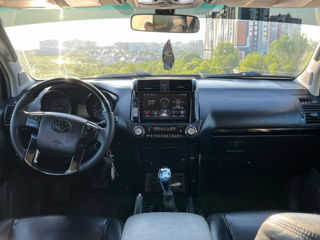 Toyota Land Cruiser Prado фото 3