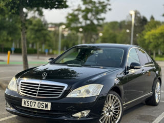 Mercedes S-Class