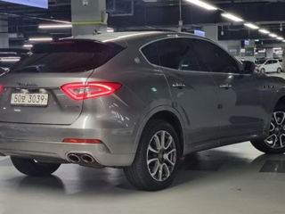 Maserati Levante foto 2