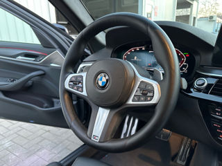 BMW 5 Series foto 11