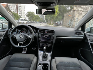 Volkswagen Golf foto 8