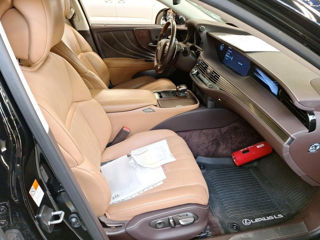 Lexus LS Series foto 6