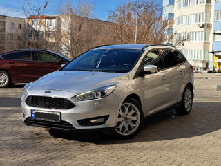 Ford Focus фото 3