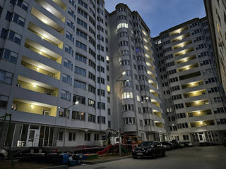 Apartament cu 3 camere, 85 m², Botanica, Chișinău foto 2