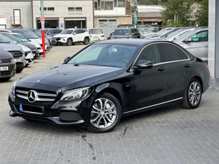 Mercedes C-Class foto 4