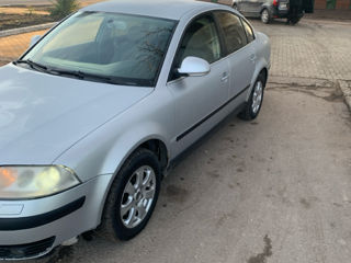 Volkswagen Passat foto 3