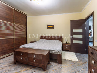 Apartament cu 3 camere, 90 m², Centru, Chișinău foto 4