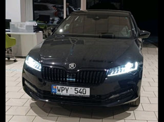 Skoda Superb foto 5