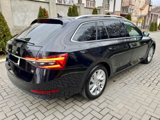 Skoda Superb foto 3