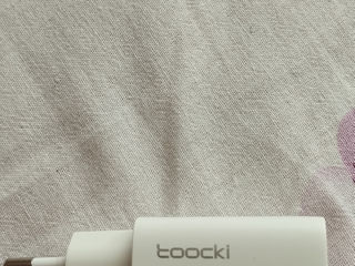 Продаю З/у Toocki с разъемом USB Type-C и поддержкой быстрой зарядки, 33 Вт. Новая foto 3