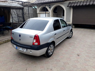 Dacia Logan foto 4