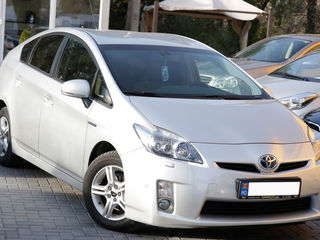 Toyota Prius foto 1