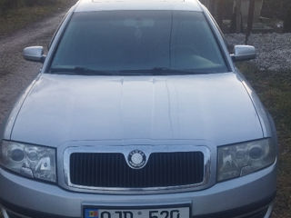 Skoda Superb foto 9