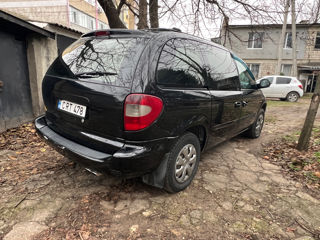 Chrysler Voyager foto 6