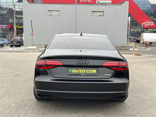 Audi A8 foto 6