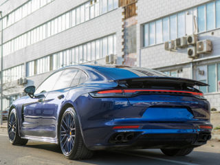 Porsche Panamera foto 2