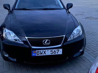 Lexus IS Series