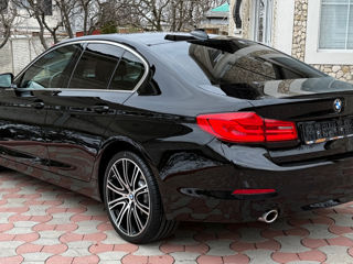 BMW 5 Series foto 9