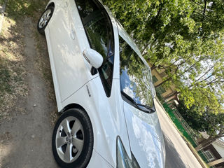 Toyota Prius foto 4