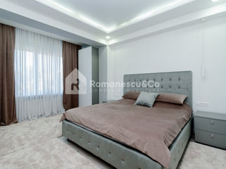 Apartament cu 2 camere, 70 m², Botanica, Chișinău foto 8