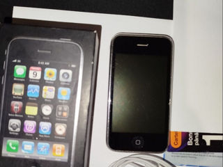 IPhone 3GS и старый самсунг