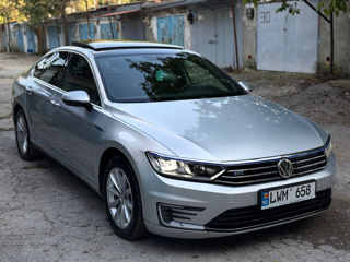 Volkswagen Passat foto 8