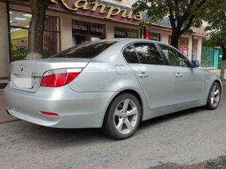 BMW 5 Series foto 5