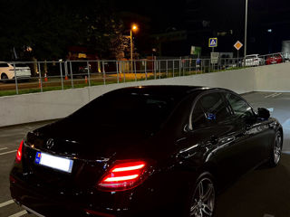 Mercedes E-Class foto 18