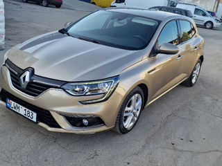 Renault Megane foto 4