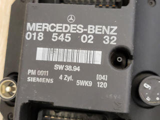 Mercedes-Benz 124 foto 3