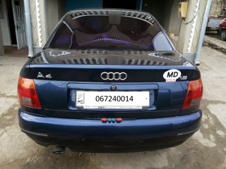 Audi A4 foto 3