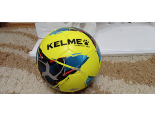 Мяч футбольный оригинал KELME -790 лей.