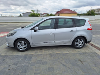 Renault Grand Scenic foto 9