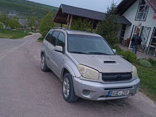 Toyota Rav 4 фото 2