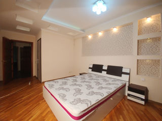 Apartament cu 2 camere, 80 m², Telecentru, Chișinău foto 4
