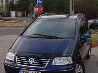 Volkswagen Sharan foto 1